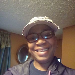 Meet your Posher, Carrie